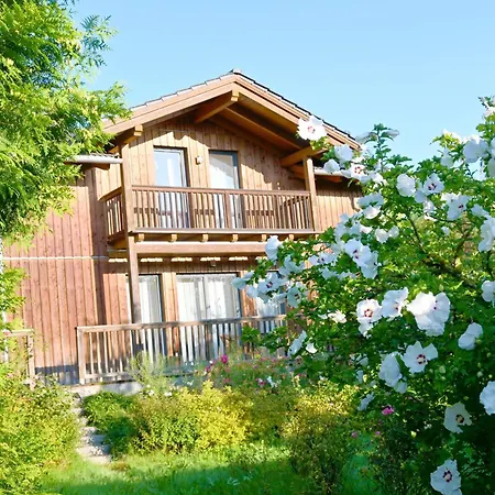 Apartment Attersee - Ganzes Ferienhaus, Seeblick, Kamin, Sauna