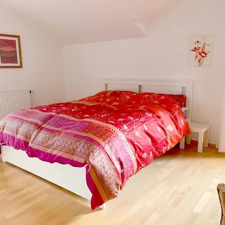 Attersee - Ganzes Ferienhaus, Seeblick, Kamin, Sauna *