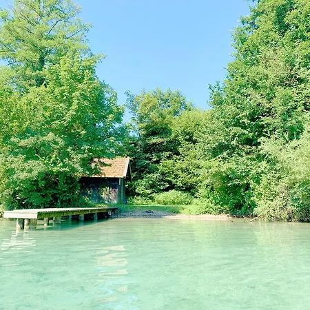 Attersee - Ganzes Ferienhaus, Seeblick, Kamin, Sauna *