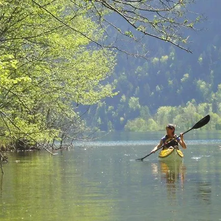 Attersee - Ganzes Ferienhaus, Seeblick, Kamin, Sauna Nussdorf am Attersee