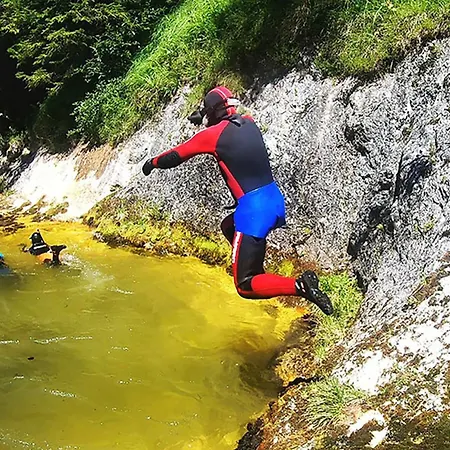 Attersee - Ganzes Ferienhaus, Seeblick, Kamin, Sauna *