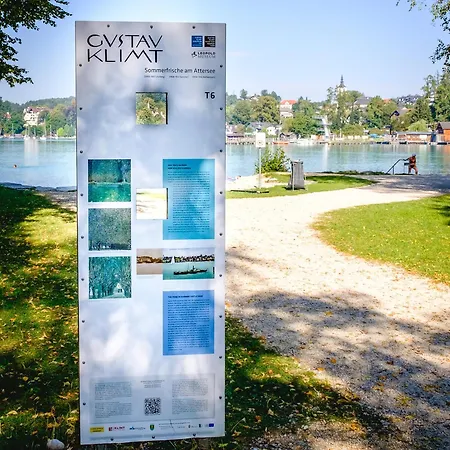 Attersee - Ganzes Ferienhaus, Seeblick, Kamin, Sauna Apartment *