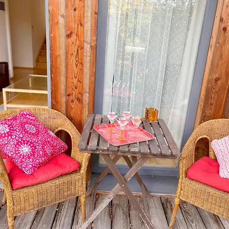 Apartment Attersee - Ganzes Ferienhaus, Seeblick, Kamin, Sauna Nussdorf am Attersee