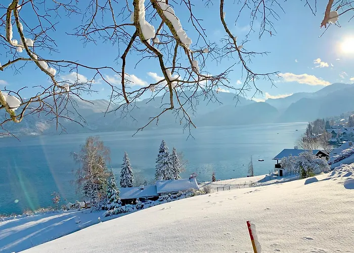 Διαμέρισμα Attersee - Ganzes Ferienhaus, Seeblick, Kamin, Sauna