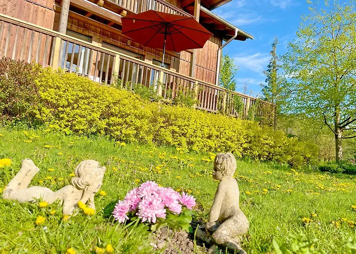 Attersee - Ganzes Ferienhaus, Seeblick, Kamin, Sauna * Nussdorf am Attersee