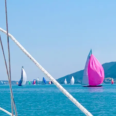 Lejlighed Attersee - Ganzes Ferienhaus, Seeblick, Kamin, Sauna