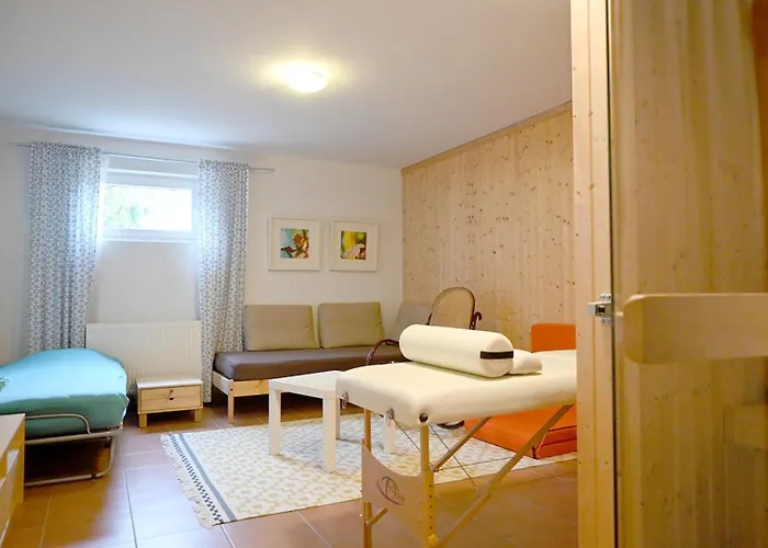 Διαμέρισμα Attersee - Ganzes Ferienhaus, Seeblick, Kamin, Sauna